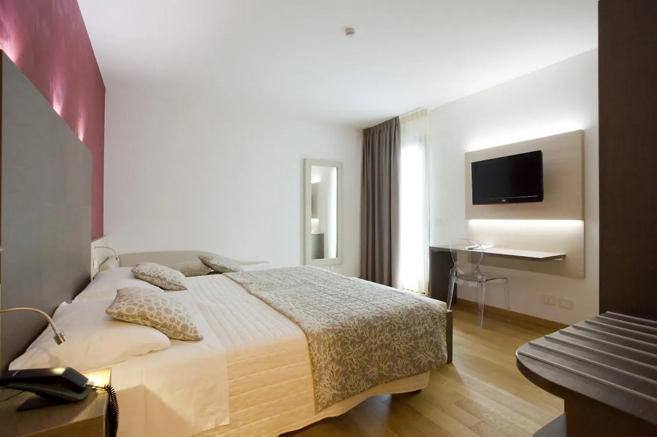 Hotel Marco Polo Lido di Jesolo 3*,  Italy
